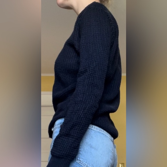 Blue knit sweater - Picture 4 of 5